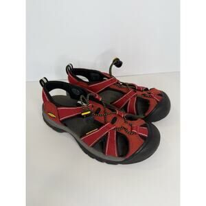 KEEN Newport H2 Sandals Red Closed Toe Waterproof Youth 5 Women 7 Hiking Outdoor